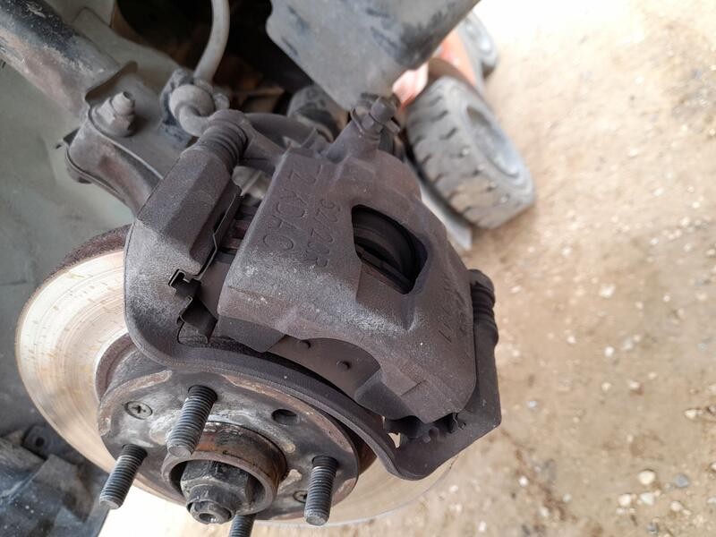 Recambio de pinza freno delantera derecha para daewoo kalos (klas) 1.4 referencia OEM IAM 96534638  