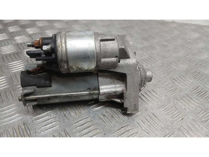 Recambio de motor arranque para renault twingo van referencia OEM IAM 8200836473A VALEO TS12E9