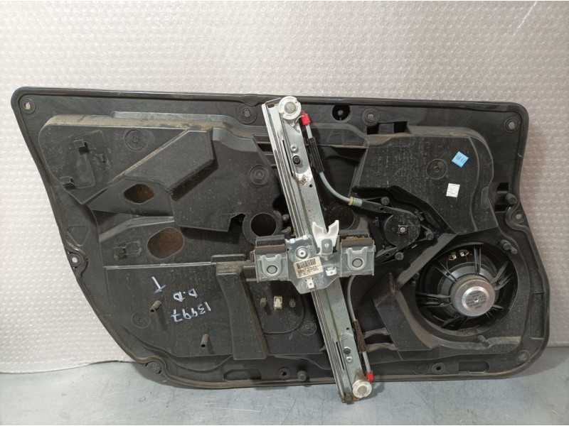 Recambio de elevalunas delantero derecho para ford fiesta (ccn) trend referencia OEM IAM C1BBA045H16AB  ELECTRICO 6 PINS