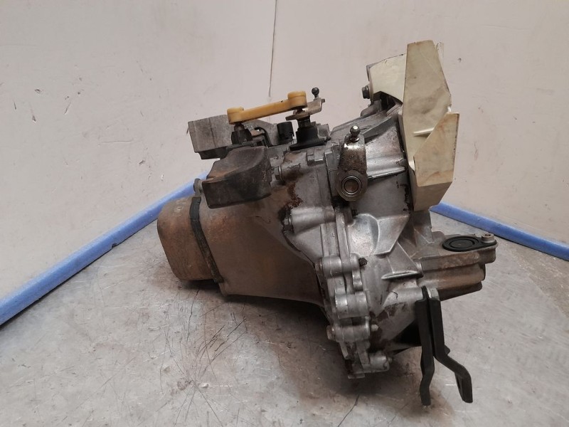 Recambio de caja cambios para peugeot 207 x-line referencia OEM IAM 20CQ65 2017578 5VELOCIDADES