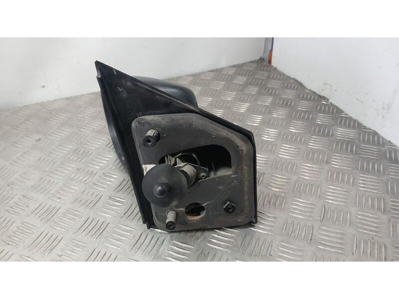 Recambio de retrovisor izquierdo para renault twingo van referencia OEM IAM 963029147R C/ MANDO ROZADO 