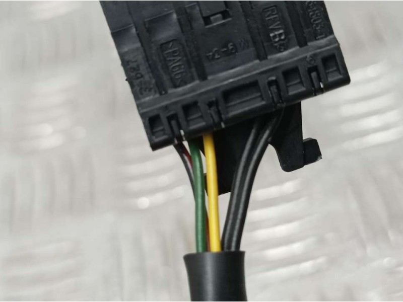 Recambio de retrovisor izquierdo para opel astra j lim. selective referencia OEM IAM 13308359  ELECTRICO