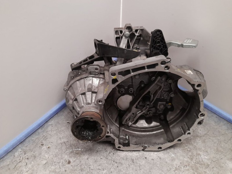 Recambio de caja cambios para seat leon (5f1) 1.5 16v tsi act referencia OEM IAM TJW 19119 6VELOCIDADES