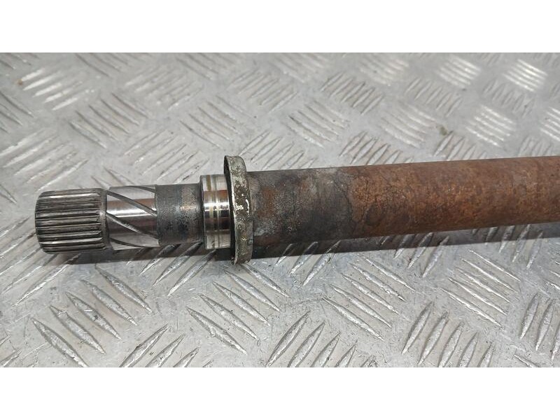 Recambio de transmision delantera derecha para renault twingo van referencia OEM IAM 8200482436  