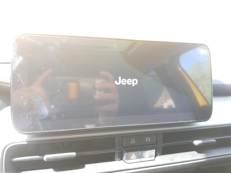 Recambio de sistema navegacion gps para jeep avenger (j2) electric referencia OEM IAM 9857071780 INNOLUX GD103SA00C4S