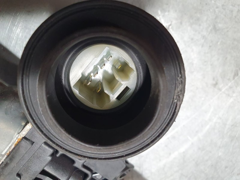 Recambio de elevalunas trasero derecho para toyota auris luna+ referencia OEM IAM SIN REF  ELECTRICO 6 PINES