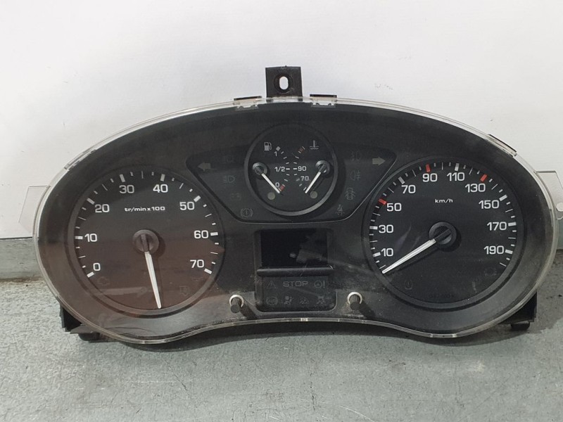 Recambio de cuadro instrumentos para peugeot partner kombi confort referencia OEM IAM 9801642280 503001316152 MAGNETI MARELLI
