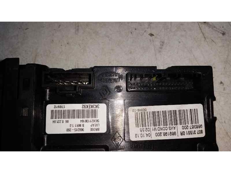 Recambio de motor elevalunas delantero izquierdo para renault megane iii berlina 5 p dynamique referencia OEM IAM 966367200 8073