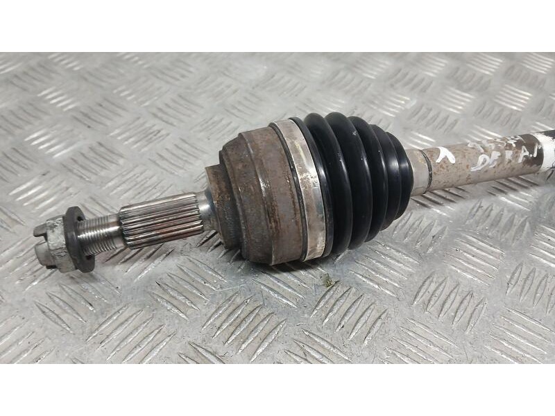 Recambio de transmision delantera izquierda para renault twingo van referencia OEM IAM 8200482435  