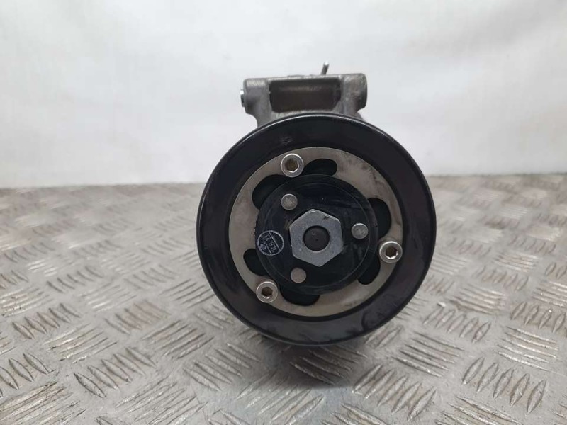 Recambio de compresor aire acondicionado para audi a3 sportback (8vf) design edition referencia OEM IAM 5Q0816803D 4471507743 DE