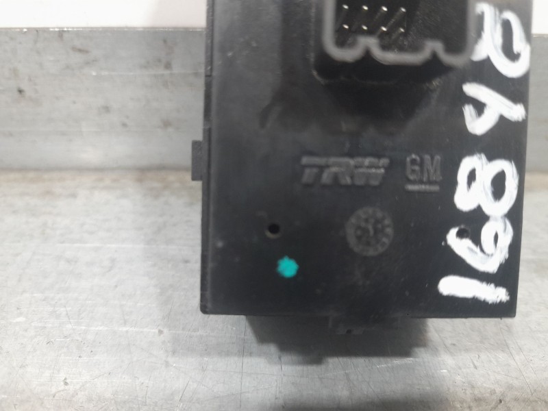 Recambio de mando elevalunas delantero izquierdo para opel astra j sedán 1.4 turbo (69) referencia OEM IAM 13305011 251869 