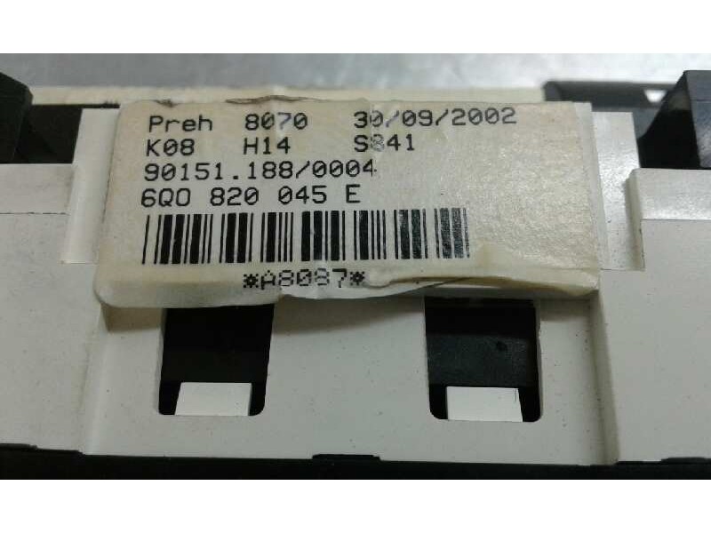 Recambio de mando climatizador para volkswagen polo (9n1) 1.9 sdi referencia OEM IAM 901511880004 6Q0820045E 