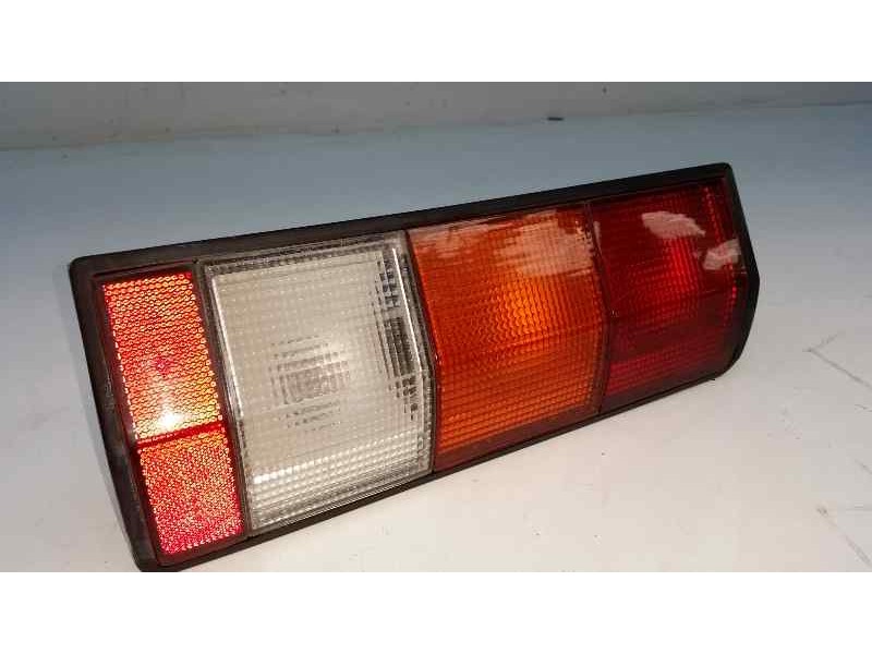 Recambio de piloto trasero derecho para renault rapid/express (f40) 1.1 familiar (f401/40h) referencia OEM IAM   