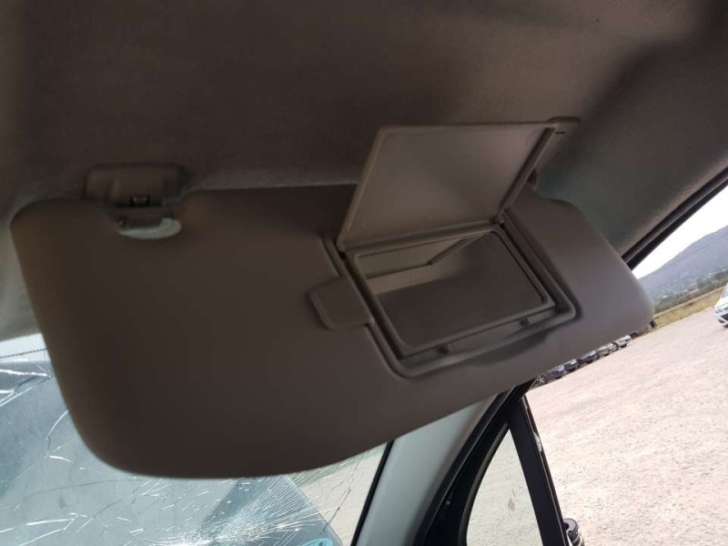 Recambio de parasol derecho para citroën c3 feel referencia OEM IAM 98100807BJ  