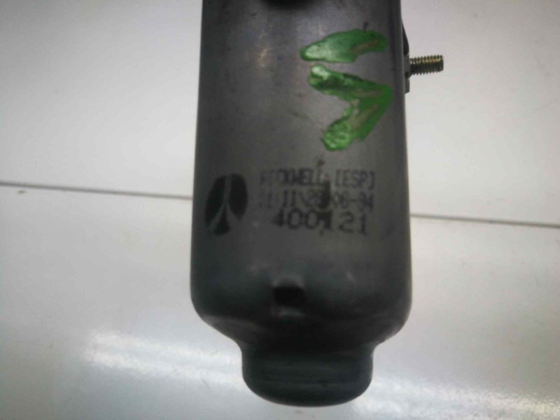 Recambio de elevalunas delantero izquierdo para renault clio i fase i+ii (b/c57) 1.9 diesel referencia OEM IAM 400121  2 PINS