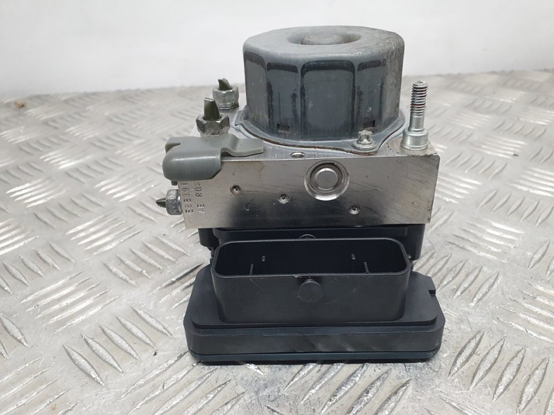 Recambio de abs para toyota auris touring sports (e18) live referencia OEM IAM 4454002391 269637 