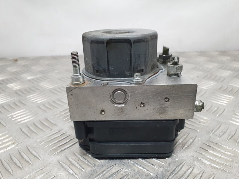 Recambio de abs para toyota auris touring sports (e18) live referencia OEM IAM 4454002391 269637 