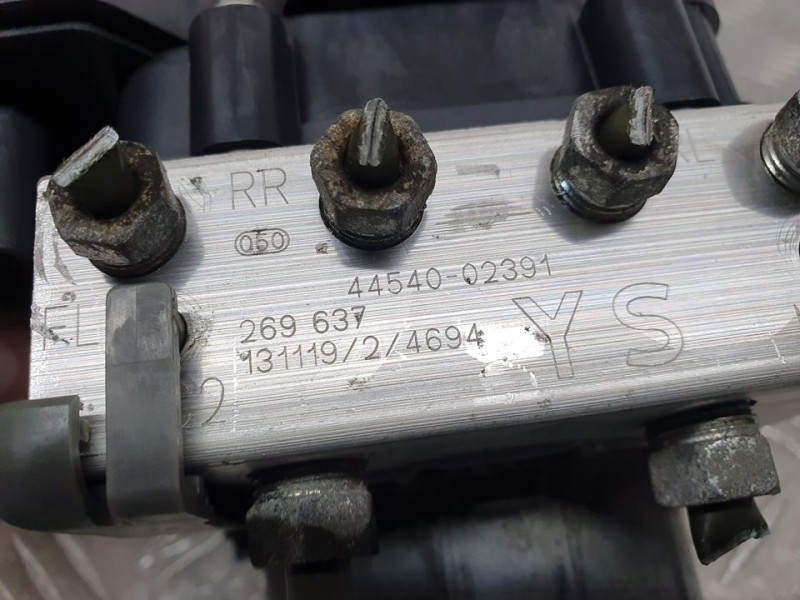Recambio de abs para toyota auris touring sports (e18) live referencia OEM IAM 4454002391 269637 