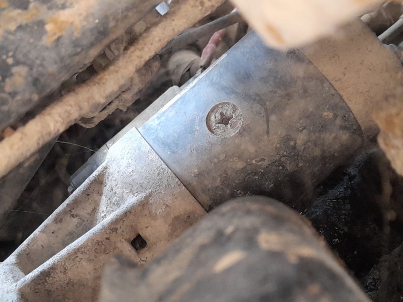 Recambio de motor arranque para nissan terrano ii (r20) 2.7 td 4wd referencia OEM IAM 233007F400  