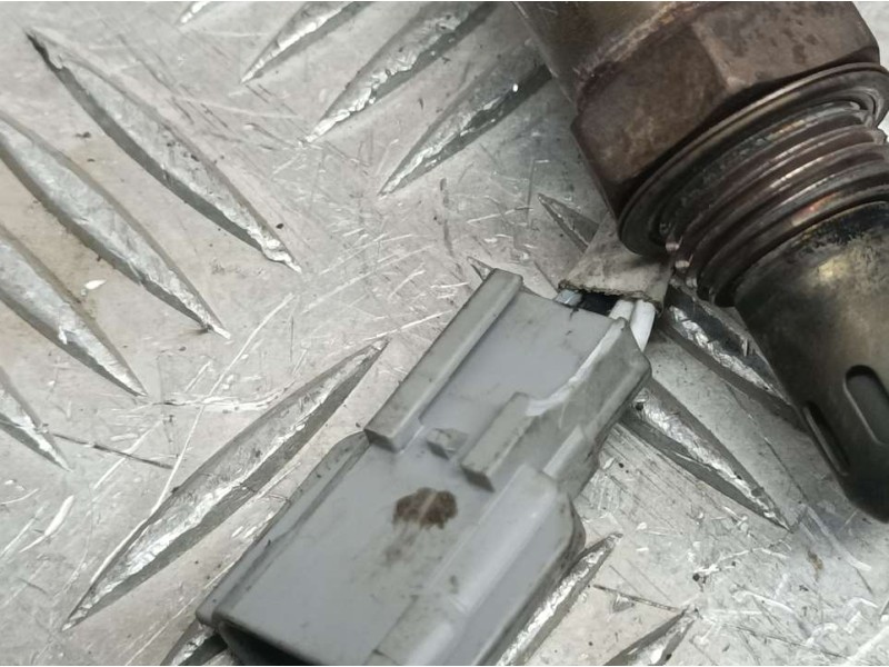 Recambio de sonda lambda para nissan qashqai (j11) acenta referencia OEM IAM 8200495791 226A47260R NTK CLAVIJA TOCADA