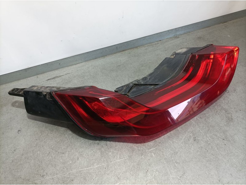 Recambio de piloto trasero izquierdo para bmw i8 (i12) i8 pure impulse referencia OEM IAM 63217310781  ROZADO