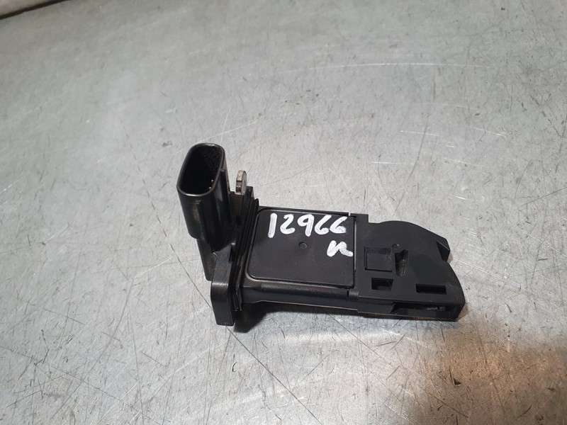 Recambio de caudalimetro para toyota auris touring sports (e18) live referencia OEM IAM 2220426010 AFH70M77 