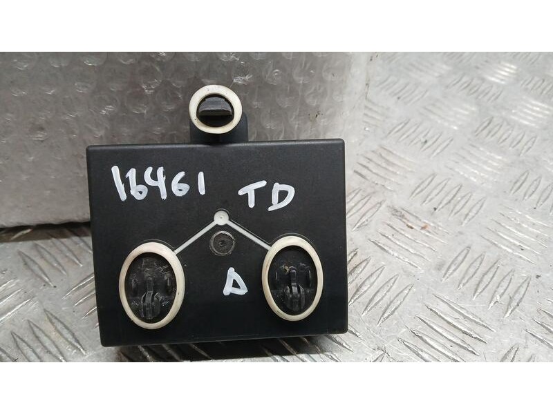 Recambio de modulo electronico para audi q3 (8ub, 8ug) 2.0 tdi quattro referencia OEM IAM 8X0959795B DELANTERO TRASERO DERECHO 