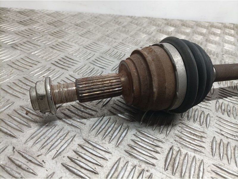 Recambio de transmision delantera derecha para ford fiesta (ccn) trend referencia OEM IAM 8V513B436CE  