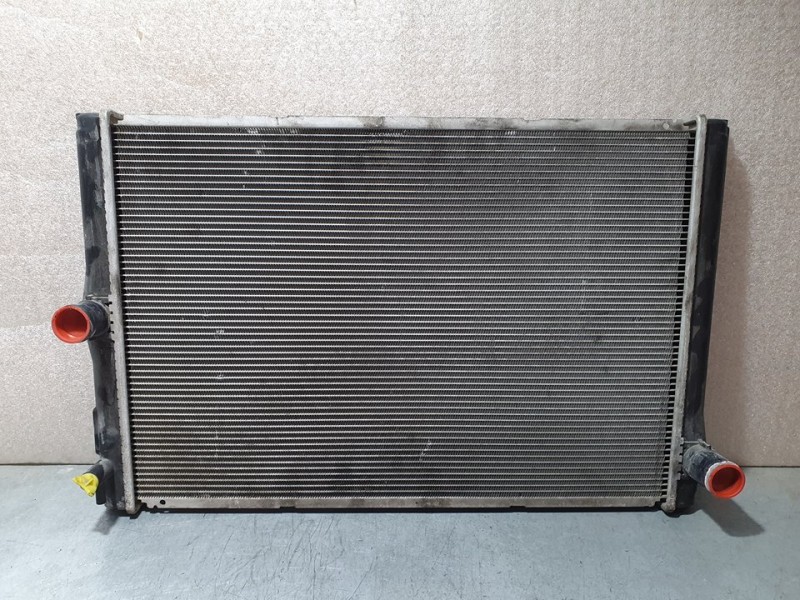 Recambio de radiador agua para toyota auris luna+ referencia OEM IAM 42213365406  