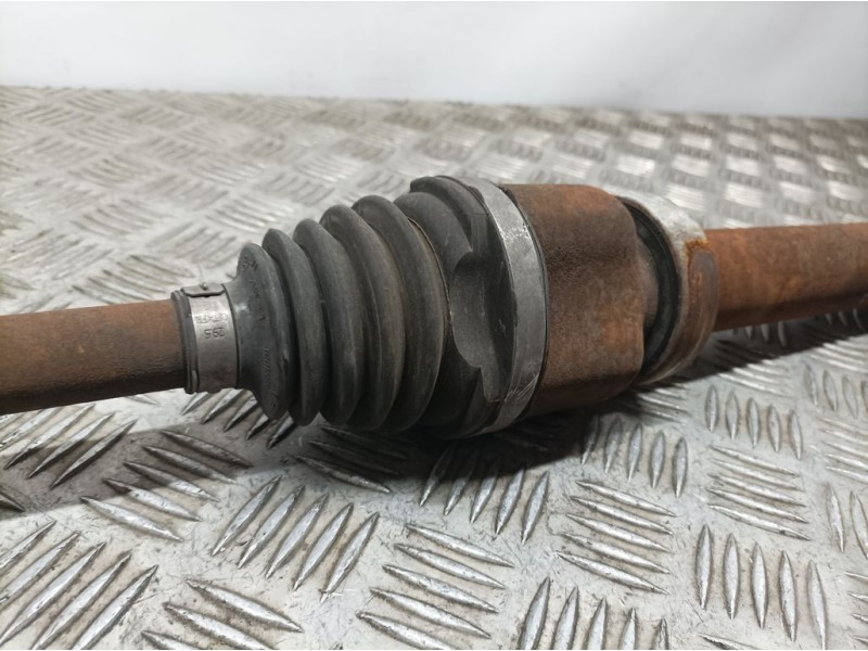 Recambio de transmision delantera derecha para ford fiesta (ccn) trend referencia OEM IAM 8V513B436CE  