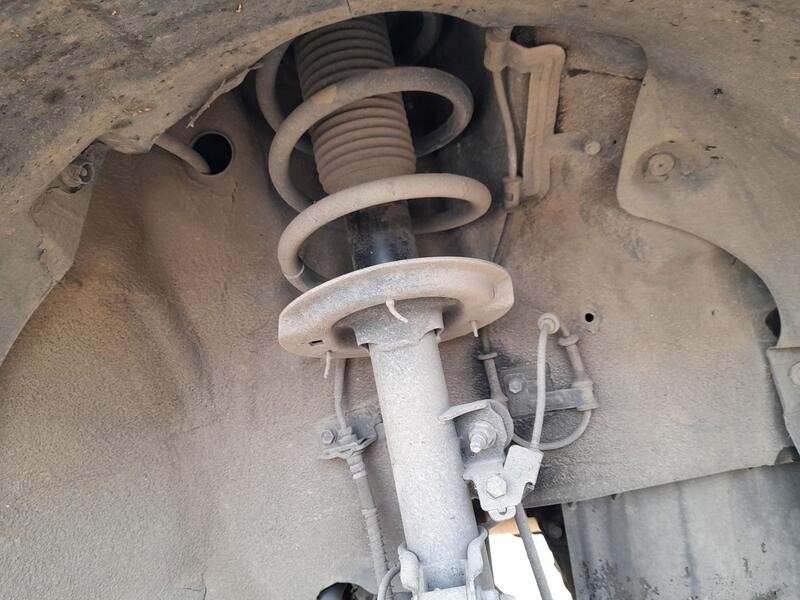 Recambio de amortiguador delantero derecho para hyundai ix20 (jc) 1.4 crdi referencia OEM IAM 546601K000  