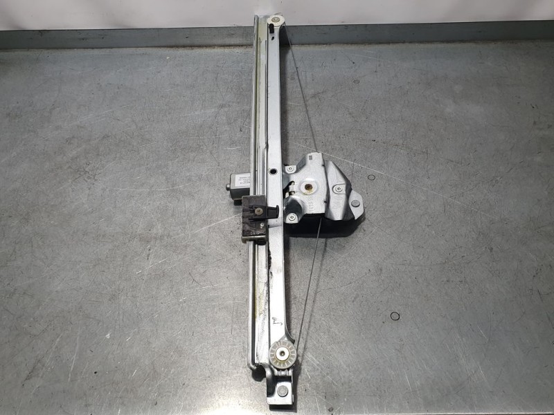 Recambio de elevalunas delantero derecho para nissan nv300 kastenwagen/kombi l1h1 2,9t pro referencia OEM IAM 807207538R  ELECTR