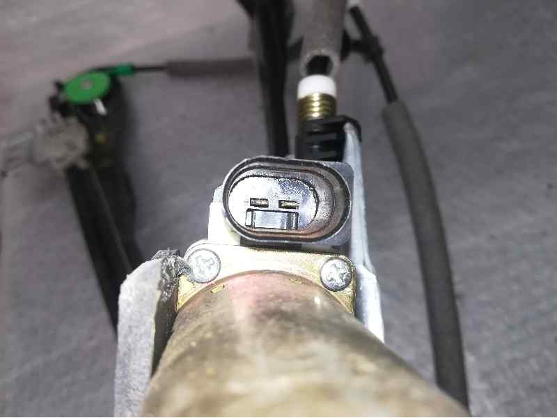 Recambio de elevalunas delantero derecho para ford focus berlina (cak) 1.6 16v cat referencia OEM IAM SIN REF. 2 PINS ELECTRICO 