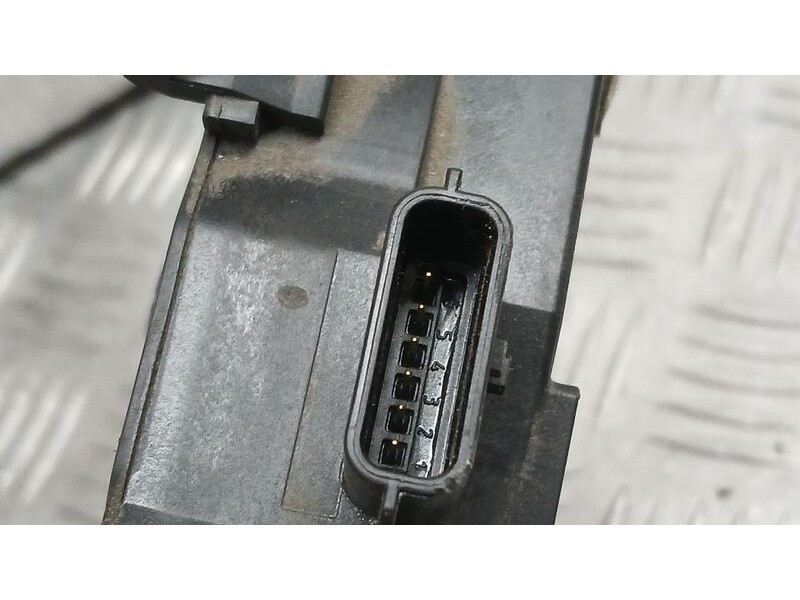 Recambio de potenciometro pedal para renault megane iv berlina 5p zen referencia OEM IAM 180020024R  