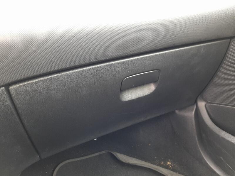 Recambio de guantera para peugeot 308 i (4a_, 4c_) 1.6 hdi referencia OEM IAM 8226LE  