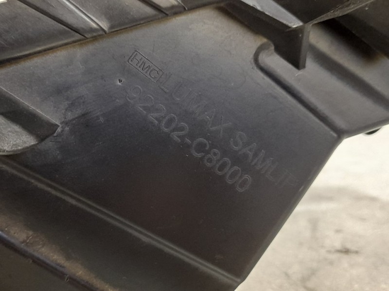 Recambio de faro antiniebla derecho para hyundai i20 fresh referencia OEM IAM 92202C800  