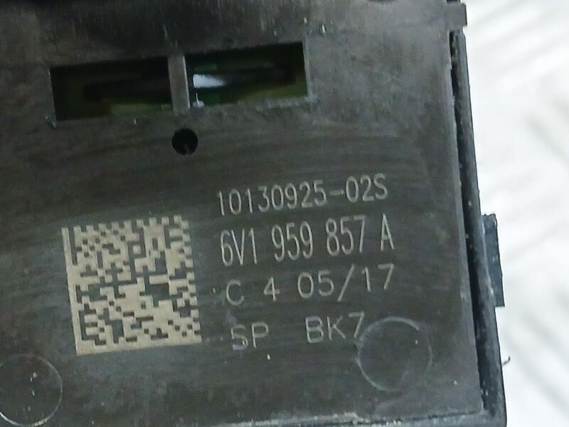 Recambio de mando elevalunas delantero izquierdo para skoda rapid ambition referencia OEM IAM 6V1959857A  