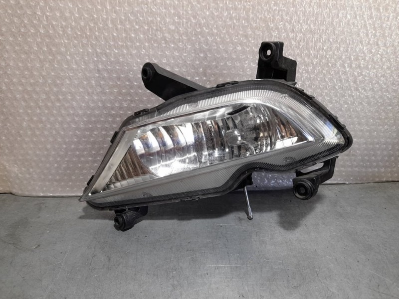 Recambio de faro antiniebla izquierdo para hyundai i20 fresh referencia OEM IAM 92201C8000  