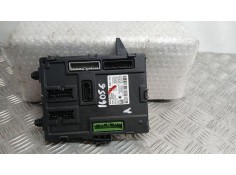 CAJA RELES / FUSIBLES 284B13506R A2C3779780500