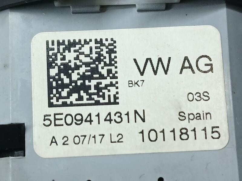 Recambio de mando luces para skoda rapid ambition referencia OEM IAM 5E0941431N  