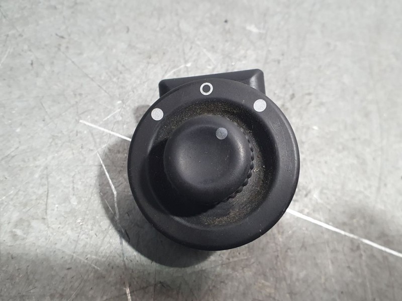 Recambio de mando retrovisor para nissan nv300 kastenwagen/kombi l1h1 2,9t pro referencia OEM IAM 2557046499  