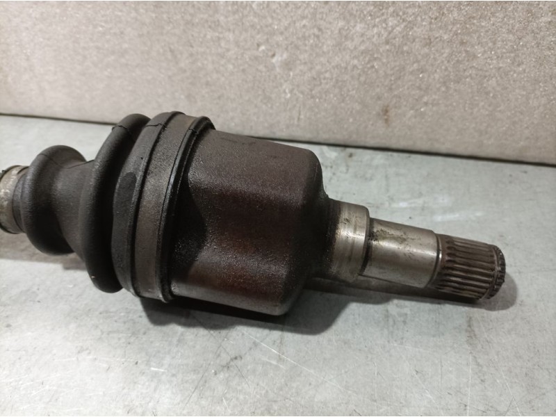 Recambio de transmision delantera izquierda para ford focus berlina (cap) trend referencia OEM IAM 3M513B437DAE  