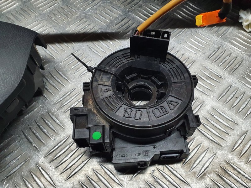 Recambio de kit airbag para toyota auris touring sports (e18) live referencia OEM IAM   C/SALPICADERO Y PRETENSORES