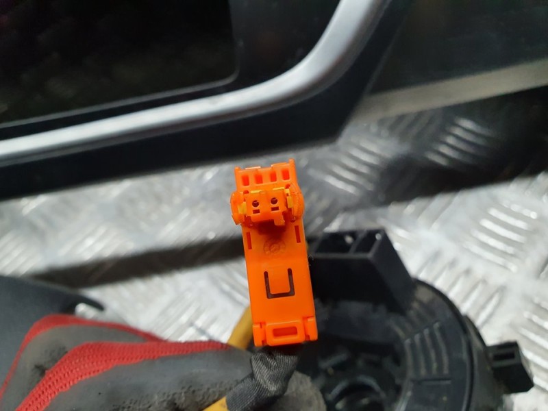 Recambio de kit airbag para toyota auris touring sports (e18) live referencia OEM IAM   C/SALPICADERO Y PRETENSORES