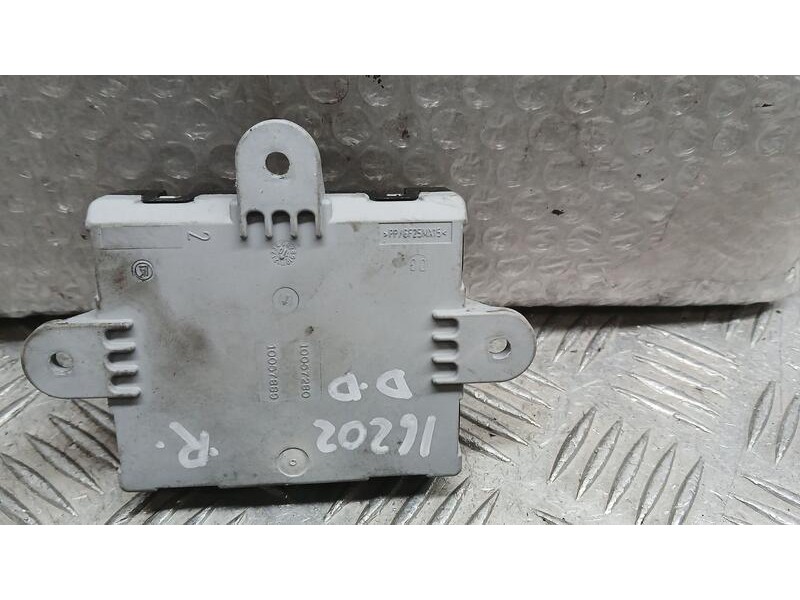 Recambio de modulo electronico para land rover freelander (lr2) s td4 referencia OEM IAM BH4214D617AA  10020648