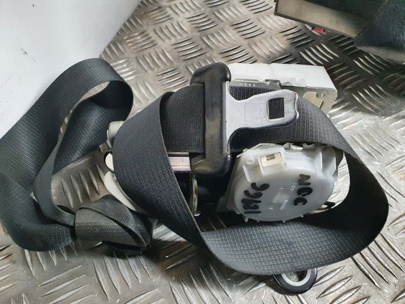 Recambio de kit airbag para toyota auris touring sports (e18) live referencia OEM IAM   C/SALPICADERO Y PRETENSORES