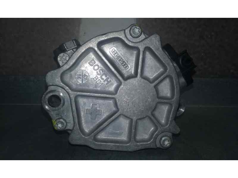 Recambio de depresor freno / bomba vacio para peugeot 308 1.6 16v e-hdi fap referencia OEM IAM 9804021880  BOSCH