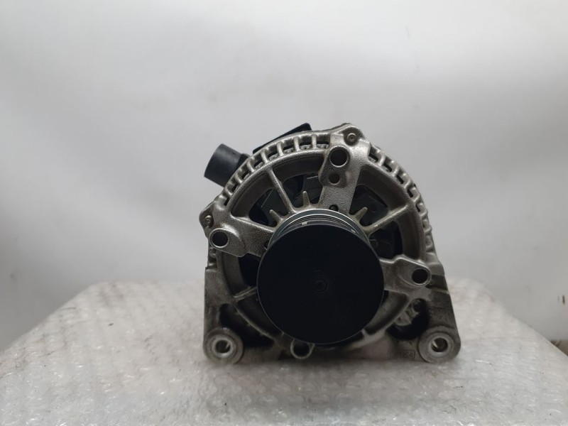Recambio de alternador para ford fiesta (ce1) active referencia OEM IAM H1BT10300EC MS1042113812 FOMOCO