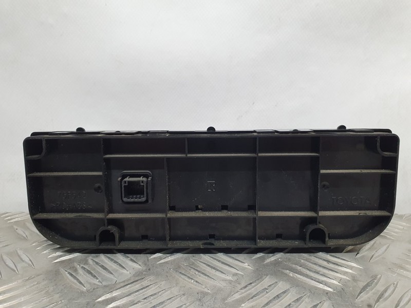 Recambio de mando climatizador para toyota auris touring sports (e18) live referencia OEM IAM 5590002380  