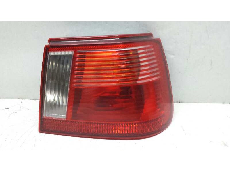 Recambio de piloto trasero derecho para seat ibiza (6k1) 1.4 referencia OEM IAM   EXTERIOR